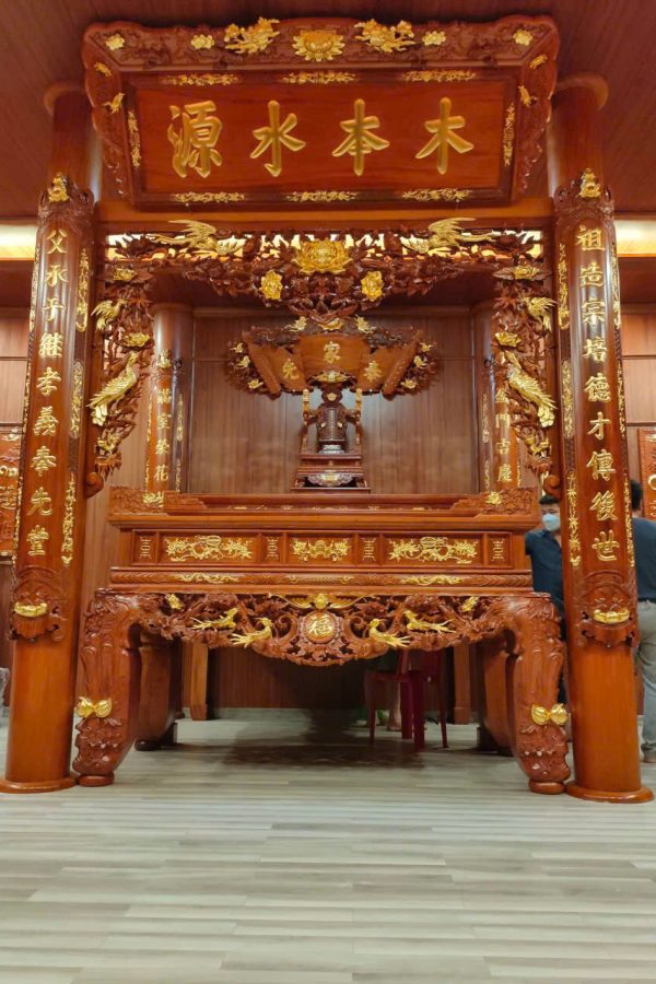 Bàn thờ gia tiên
