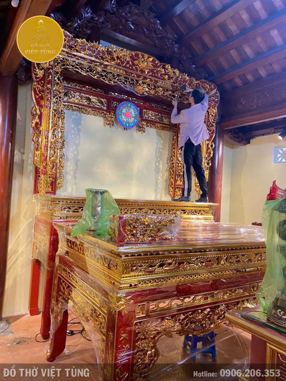 Bàn thờ gia tiên 02