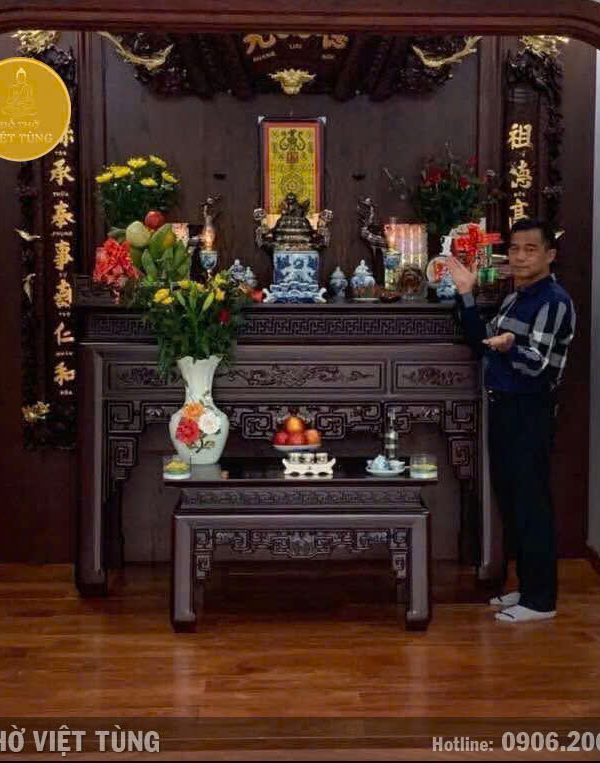 Bàn thờ gia tiên 03