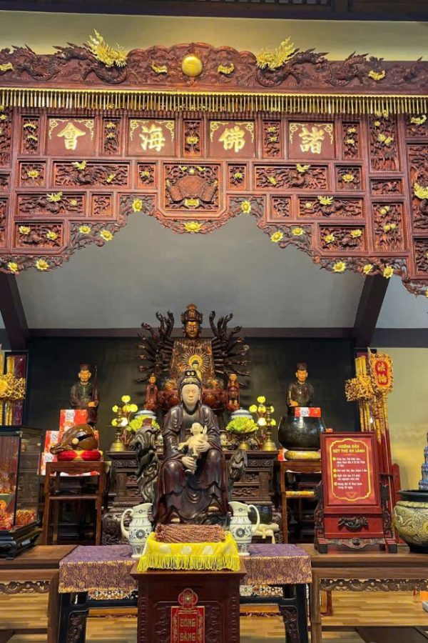 Nội thất đình đền 01
