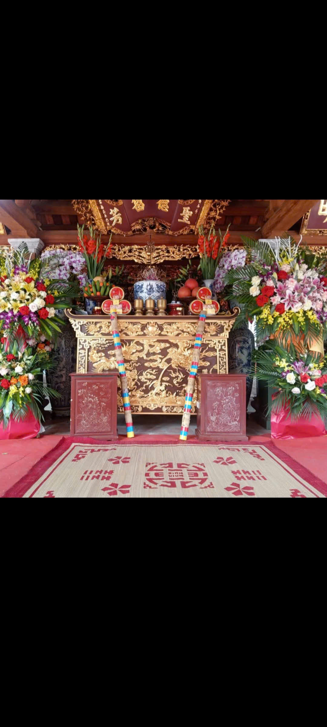 Nội thất đình đền 06