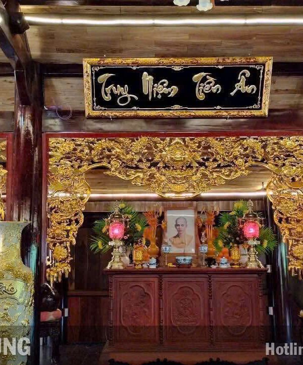Nội thất đình đền 16